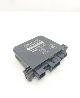 Mercedes-Benz E W210 Door control unit/module 2108207626 356826