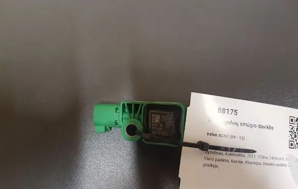 Volvo XC60 Airbag deployment crash/impact sensor 31264409