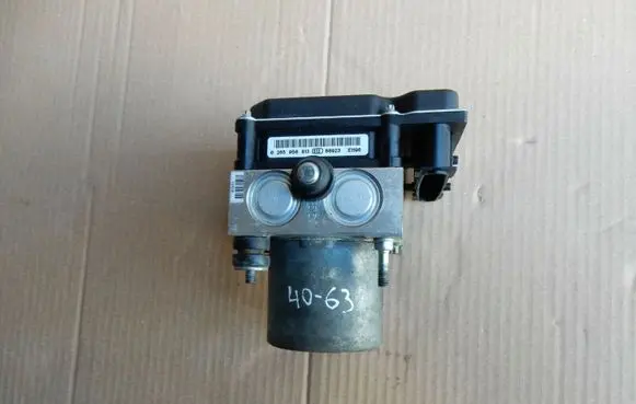 Subaru Outback ABS Pump 0265950813 4063
