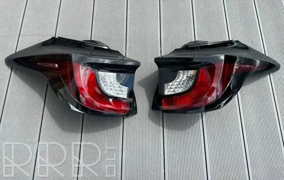 Toyota Yaris XP210 Rear/tail lights set V356010R V356010L 274530128