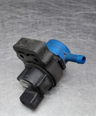 Mercedes-Benz CLK A208 C208 Turbo solenoid valve 0004703393