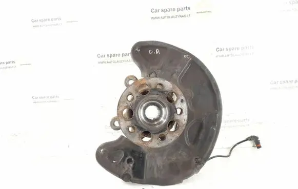 Mercedes-Benz GLK (X204) Front wheel hub 2043323001 2213370245