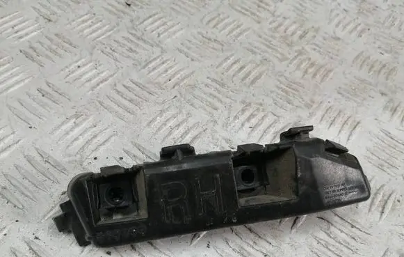 Hyundai Kona I Rear bumper mounting bracket 86616DDAA0