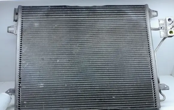 A/C cooling radiator (condenser)
