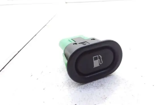 Saab 9-5 Switch for retractable tow bar 4617544 156797