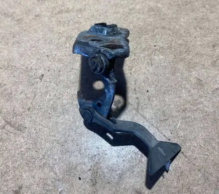 Mercedes-Benz E W124 Engine bonnet (hood) release handle 1248870527