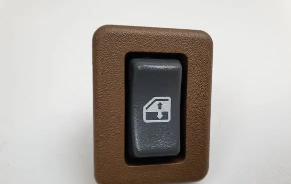 Chevrolet Blazer S10 Electric window control switch 15151465
