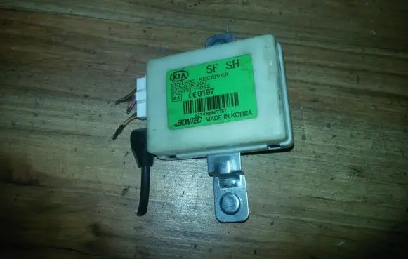 KIA Magentis Other control units/modules 957903c