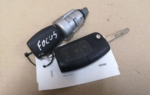 Ford Focus Ignition lock 3M5AR3677