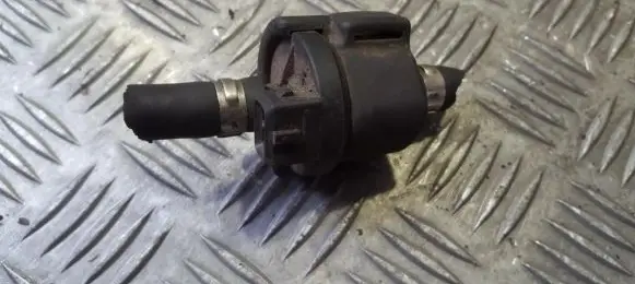 Volkswagen PASSAT B5 Valve vacuum 058133459 421158-12