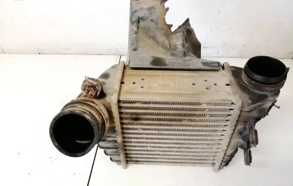 Volkswagen Golf IV Intercooler radiator 1j0145803 862328x