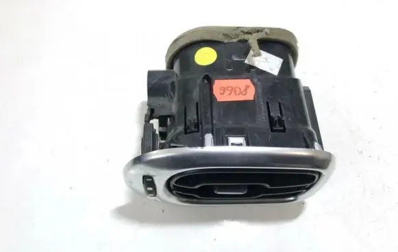 Citroen C3 Picasso Dash center air vent grill 9683043377 8578009010