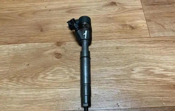 Honda Civic Fuel injector 0445110