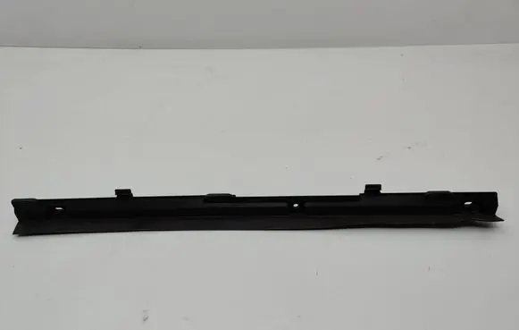 Ford Focus Front bumper splitter molding AM51R001A06AB