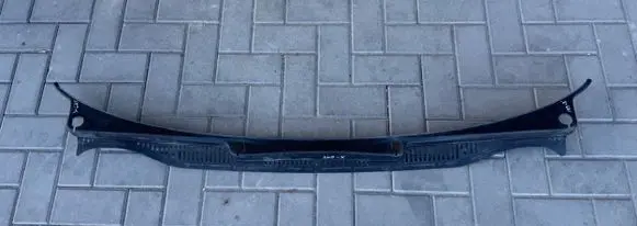 Volkswagen Touran II Wiper trim 2K0819403