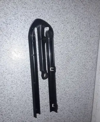 BMW 5 E39 Front driver seat rail trim 52108207212 8207213
