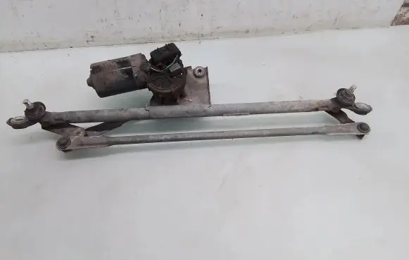 Opel Vectra B Front wiper linkage and motor 3397020388