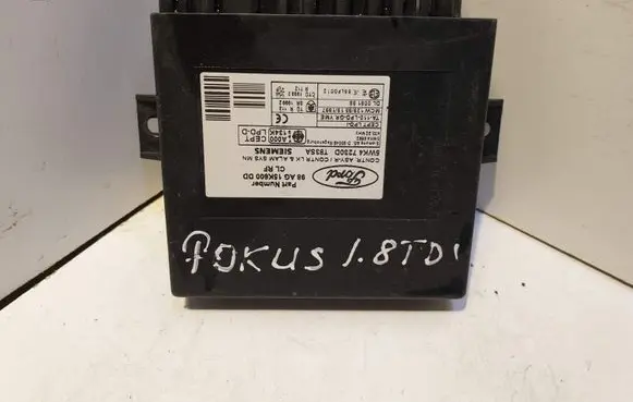 Ford Focus Comfort/convenience module 98AG15K600DD 5WK47230D