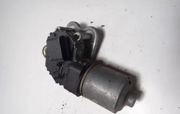 Ford Mondeo Mk III Wiper motor 0390241702