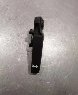 Opel Mokka Engine bonnet (hood) release handle 7675l