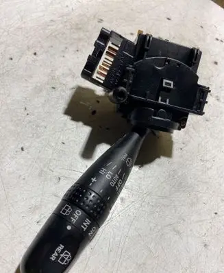 Toyota Corolla E120 E130 Wiper control stalk 173647