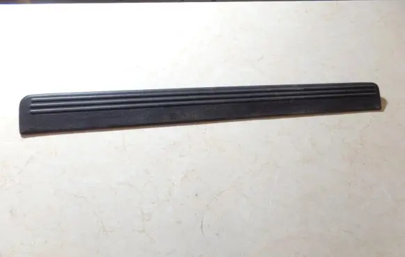 Nissan Primera Side skirt front trim 769B07J100
