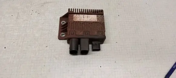 Volkswagen Transporter - Caravelle T5 Coolant fan relay 7H0919506F