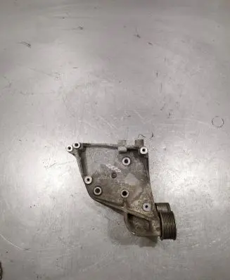 Suzuki Grand Vitara II Engine mounting bracket 200196