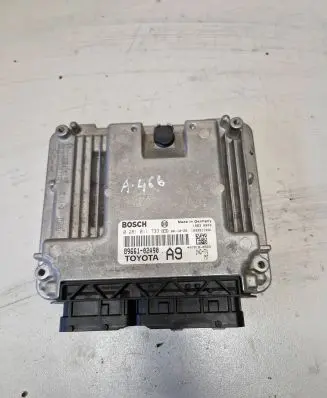 Toyota Corolla E120 E130 Engine control unit/module 8966102A90 1039S11041 0281011733