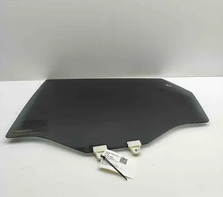 Mazda CX-5 II Rear door window glass KB8C72510