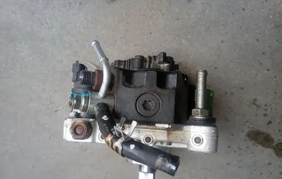 Toyota Auris E180 Fuel injection high pressure pump