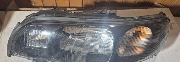 Volvo S60 Headlight/headlamp 8659606