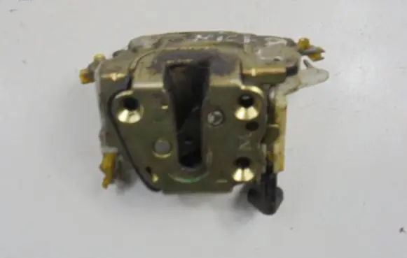 Nissan Micra Front door lock