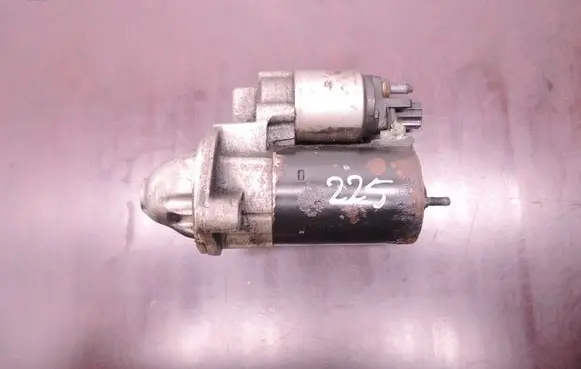 Audi A4 S4 B6 8E 8H Starter motor D225
