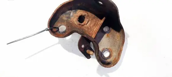 Ford Fiesta Bracket in trunk/boot 