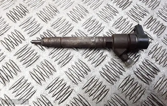 Fuel injector