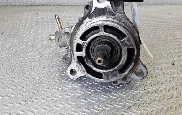 Vacuum pump