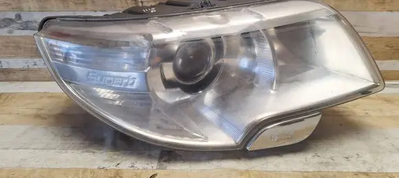 Headlight/headlamp