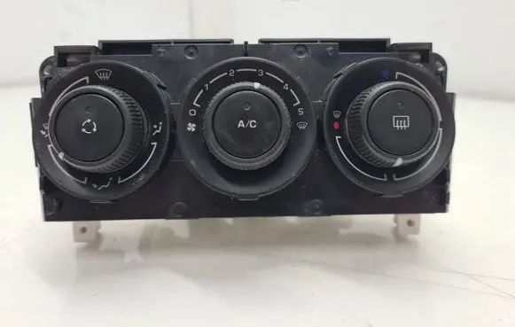Peugeot 308 Climate control unit 69947013