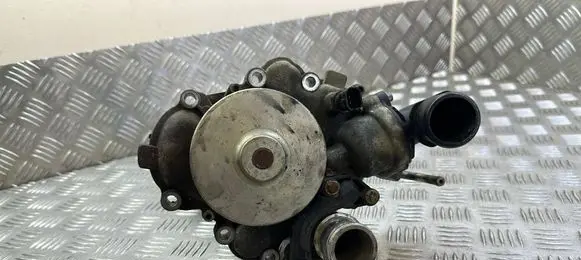 Jeep Grand Cherokee Water pump 