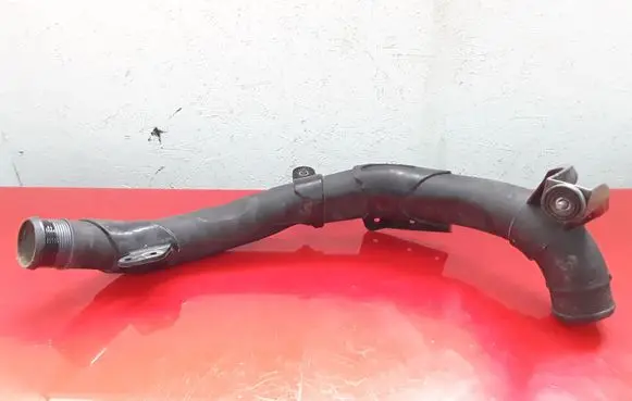 Volkswagen Golf VI Intercooler hose/pipe NOCODE