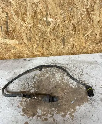 Mercedes-Benz C W203 Lambda probe sensor 0025100617