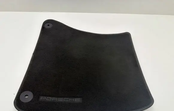 Porsche Macan (95B) Front floor mat 