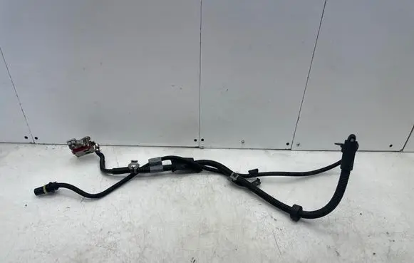 Mercedes-Benz C W204 Positive cable (battery) A2044402413