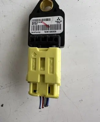 Peugeot 4007 Airbag deployment crash/impact sensor 8651A001 39754C