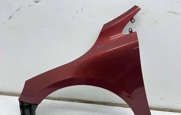 Volvo V40 Fender MMAUTKO23027
