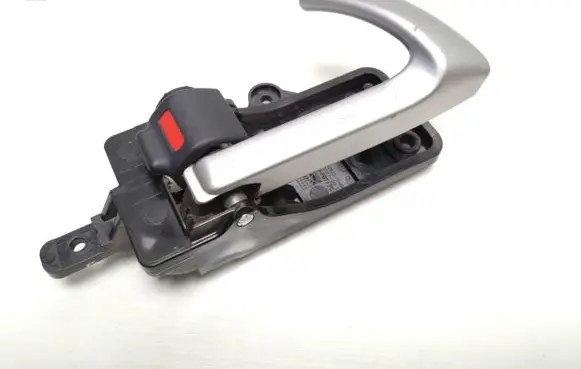 Rear door interior handle