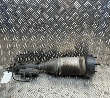 Mercedes-Benz C W205 Air suspension front shock absorber A2053200525 B4LF1Z005A10