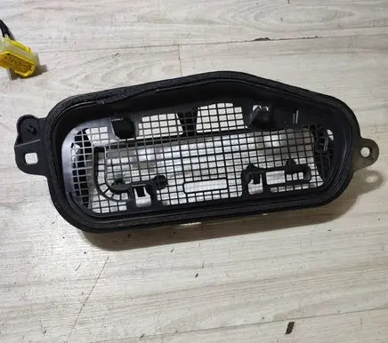 Opel Corsa F Cabin air micro filter frame (part) 9826833180