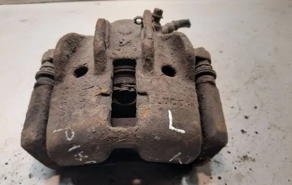 Citroen Xsara Picasso Front brake caliper
